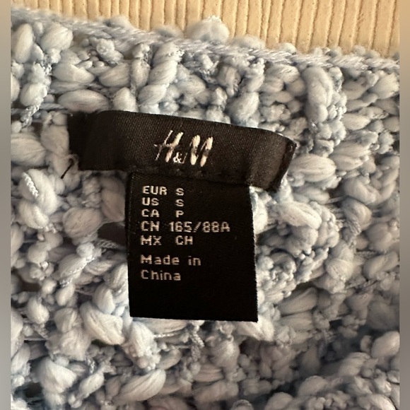 H&M Blue Sweater - Picture 2 of 4